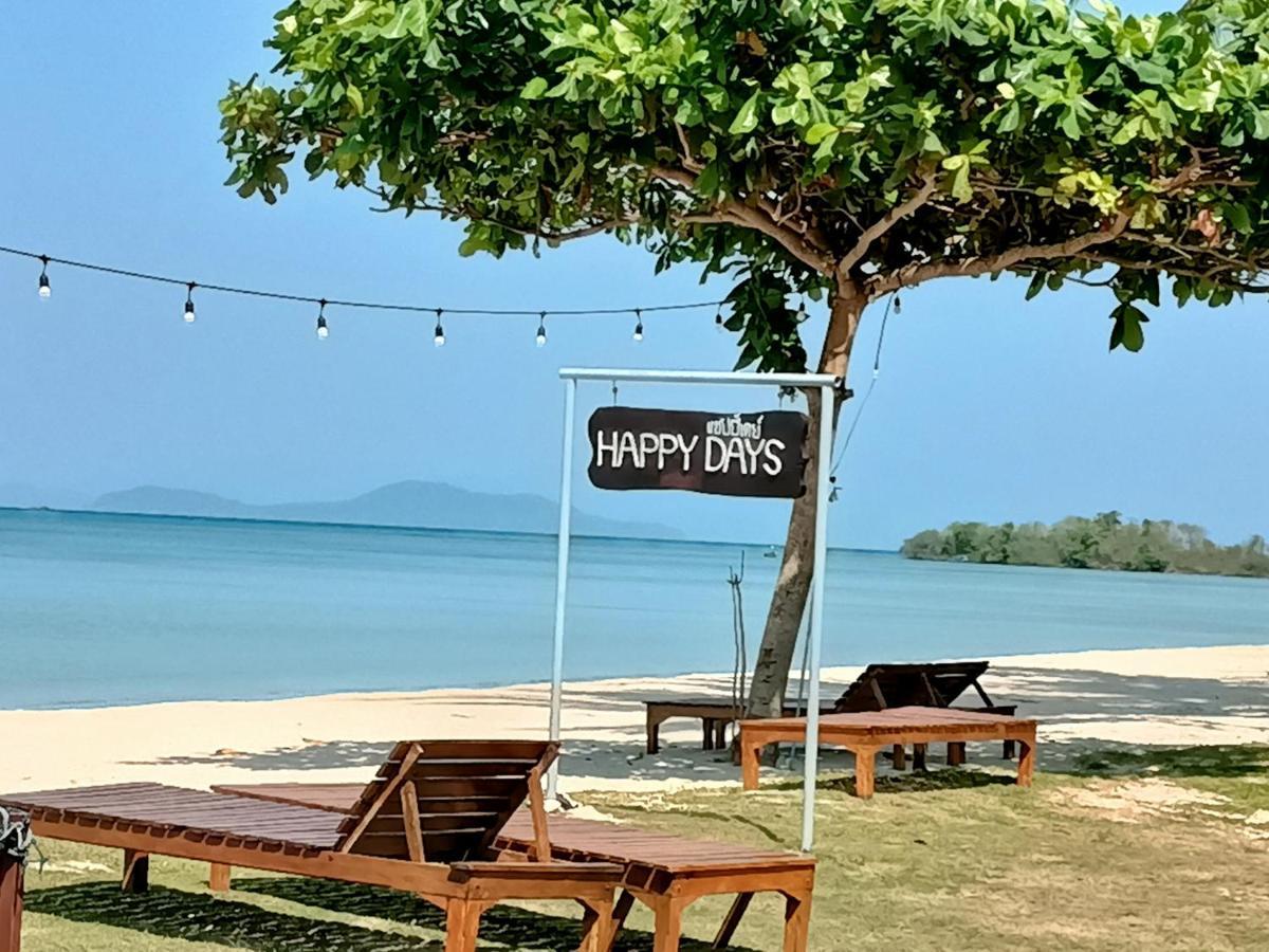 Happy Days Resort マーク島 エクステリア 写真
