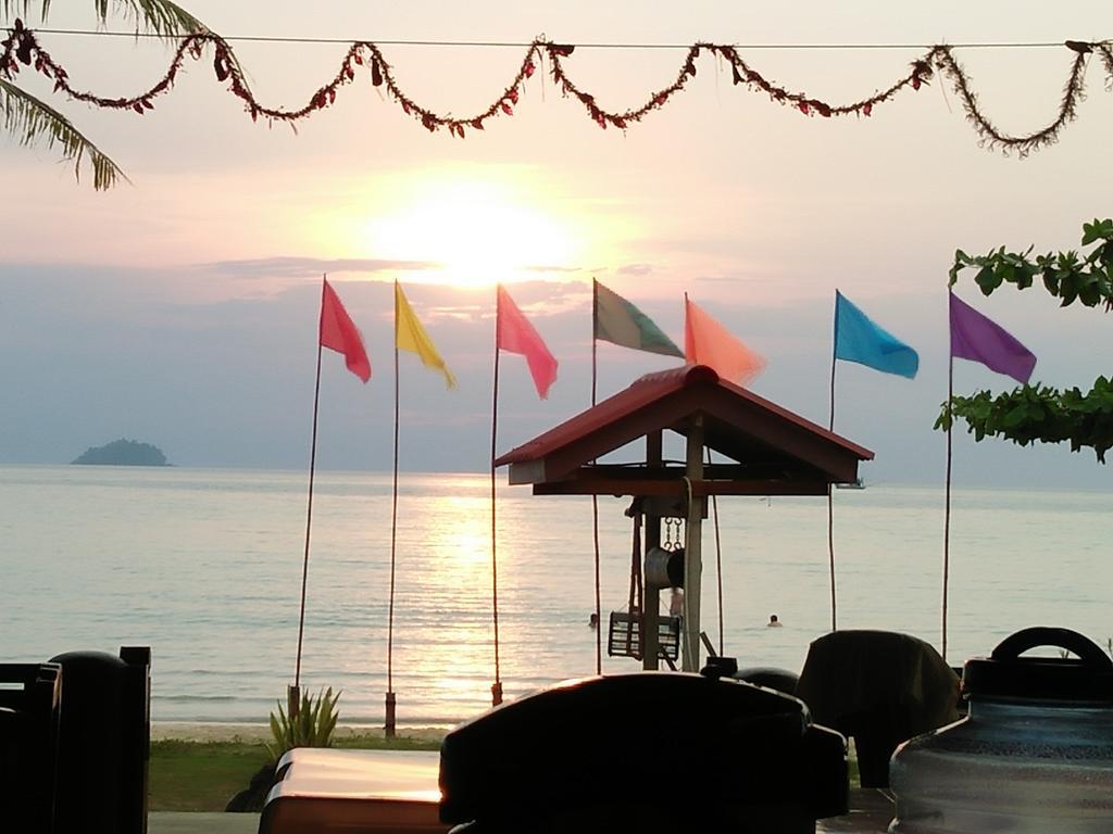 Happy Days Resort マーク島 エクステリア 写真