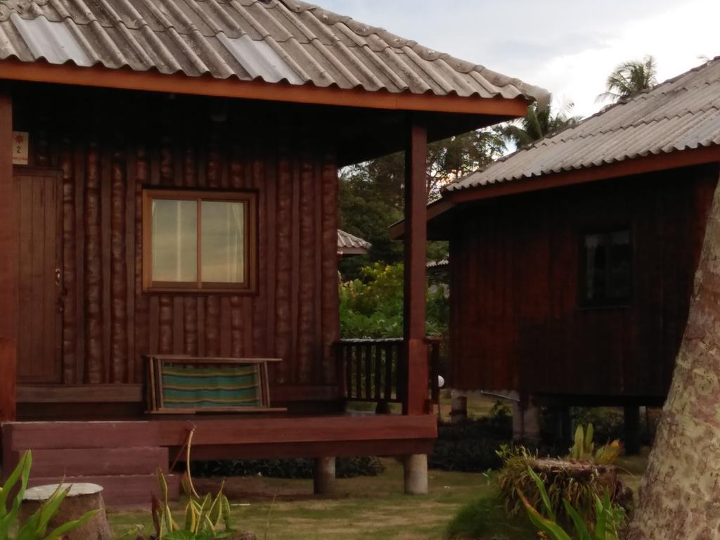 Happy Days Resort マーク島 エクステリア 写真